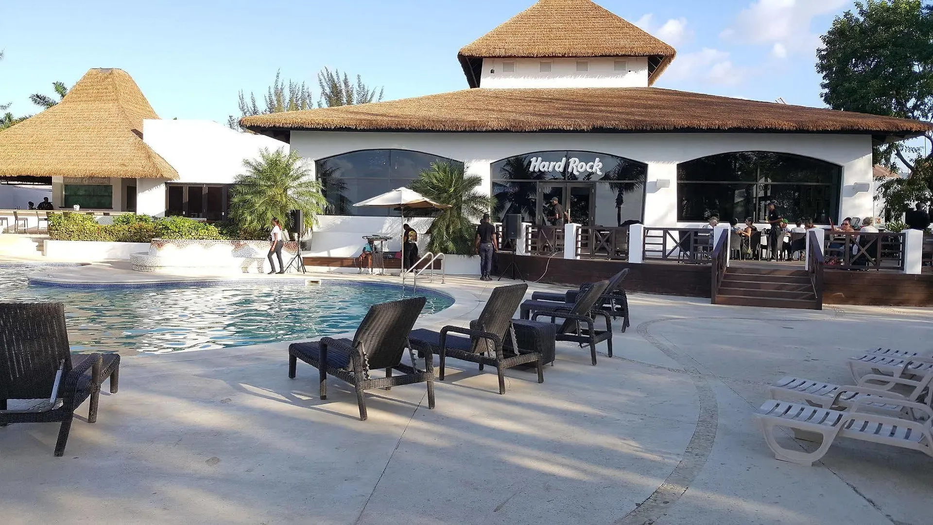 Casa Marina Montego Bay At Seawind Hotel