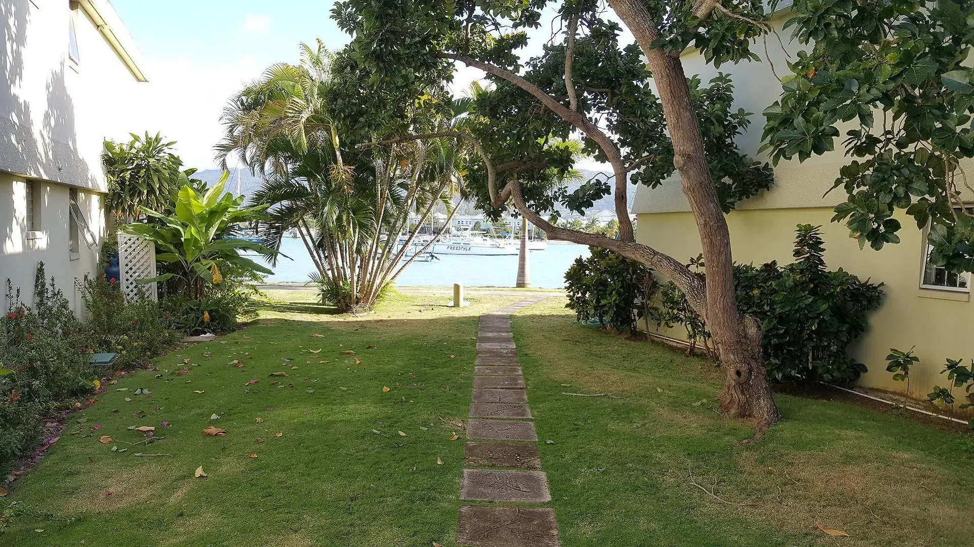 Casa Marina Montego Bay At Seawind Hotel