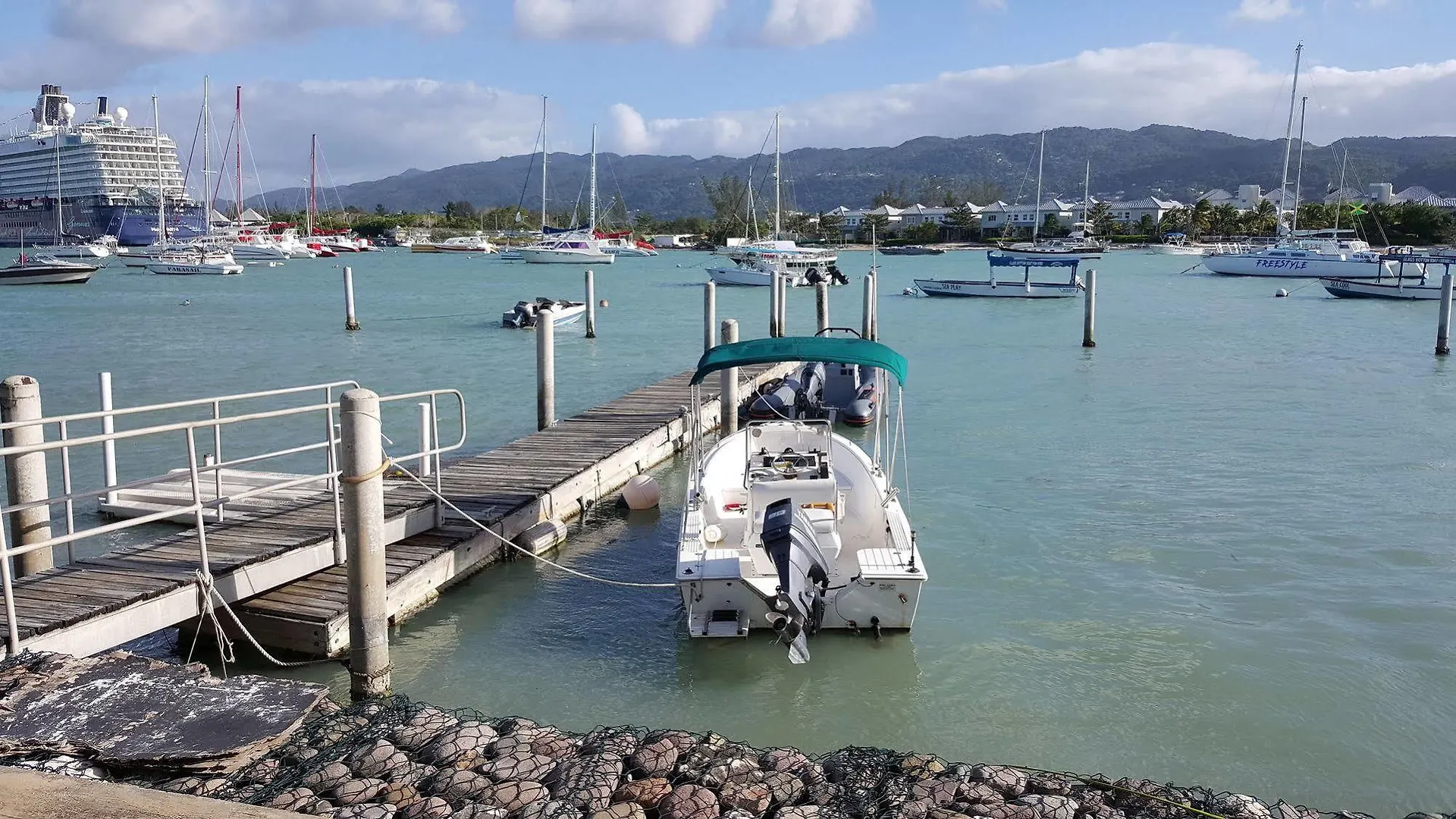 Casa Marina Montego Bay At Seawind Hotel 3*,  Jamaica