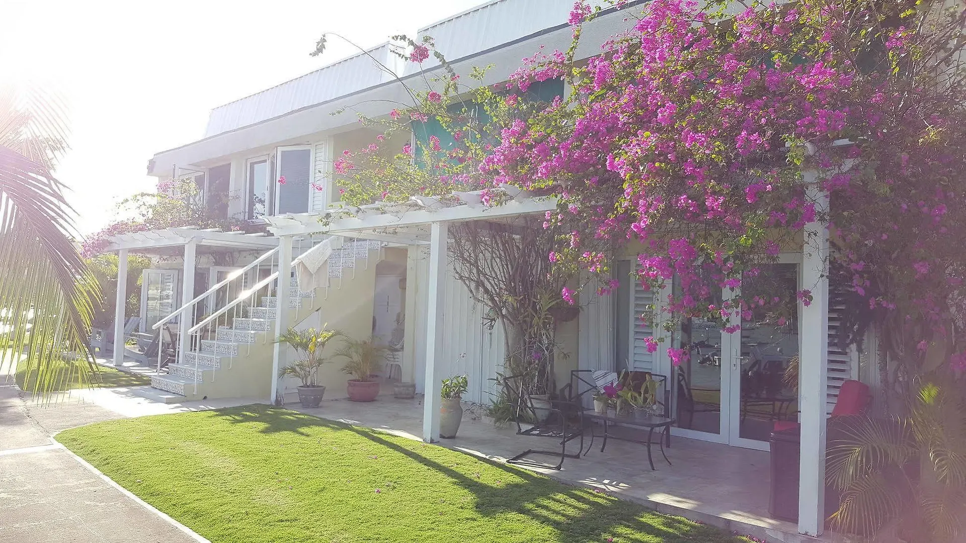 Casa Marina Montego Bay At Seawind Hotel